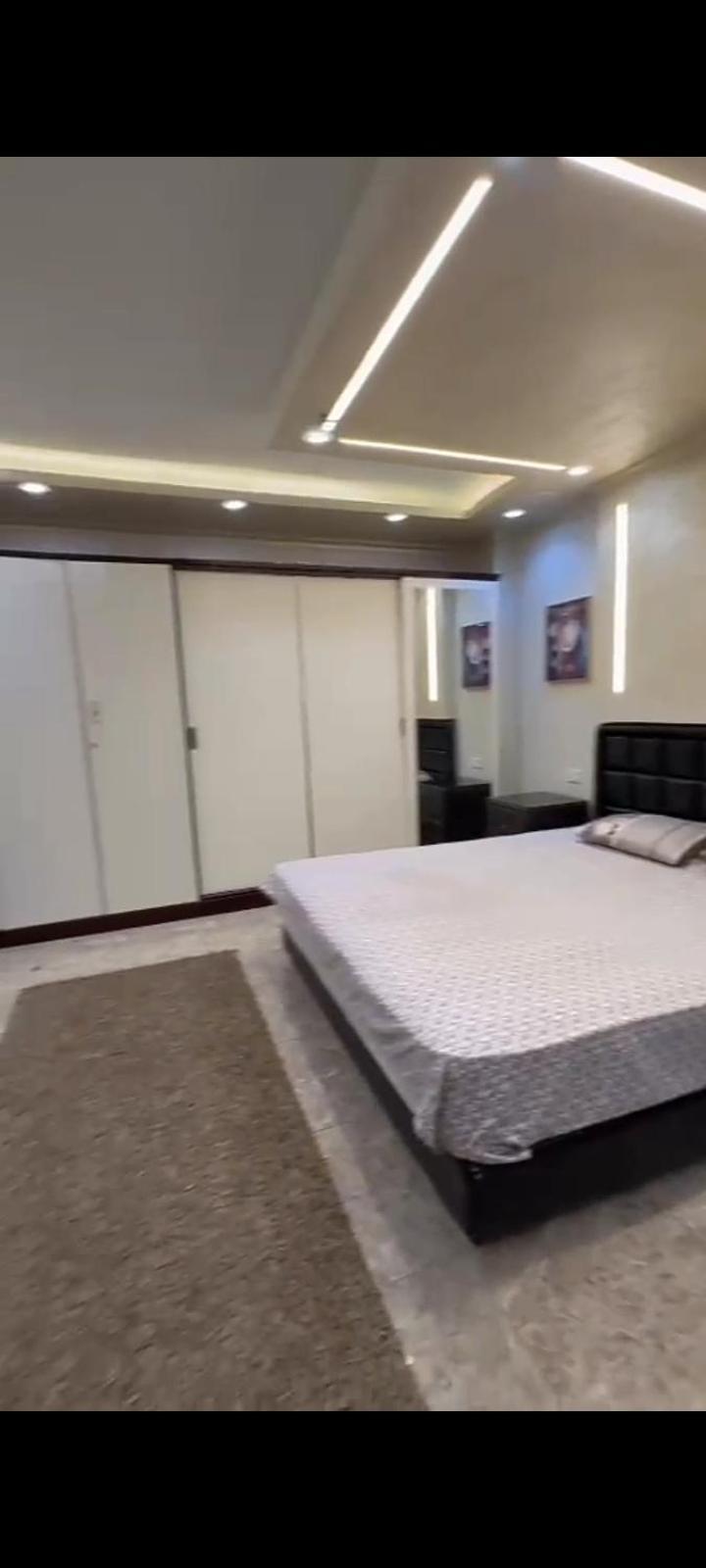 الدقي شارع محي الدين ابو العز الرئيسي Appartamento *