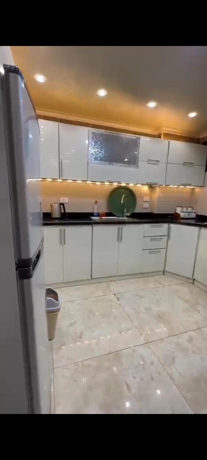 Apartment الدقي شارع محي الدين ابو العز الرئيسي *